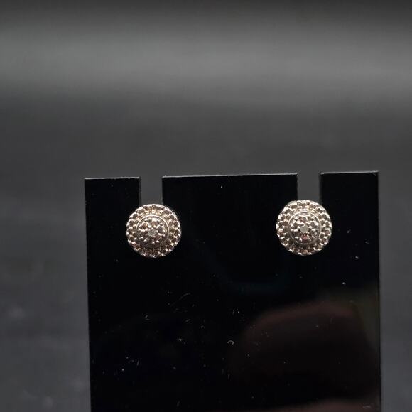 925 Sterling Silver Diamond Chip Post Earrings Pierced Stud - Picture 8 of 9